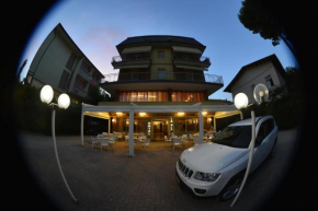 HOTEL LA PLAYA Cervia